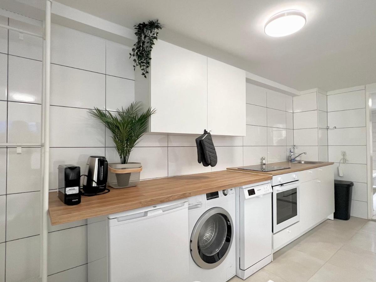Jungle Retreat Apartments Im Zentrum Bremen Bagian luar foto
