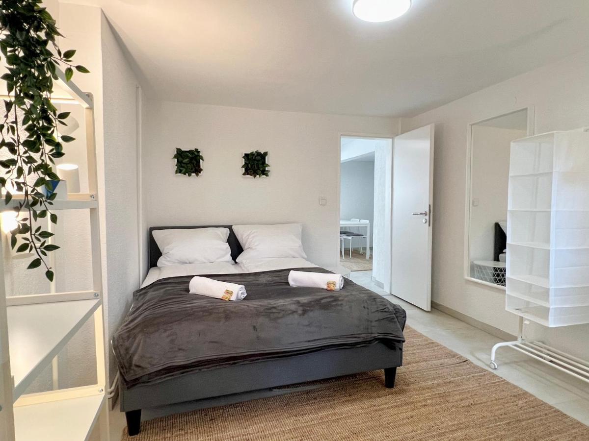 Jungle Retreat Apartments Im Zentrum Bremen Bagian luar foto