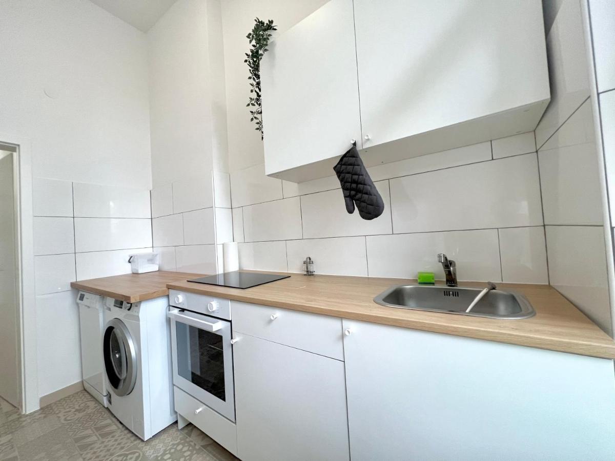 Jungle Retreat Apartments Im Zentrum Bremen Bagian luar foto